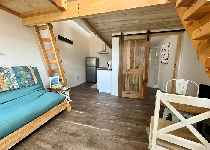 Glacier Alpine Lodges
